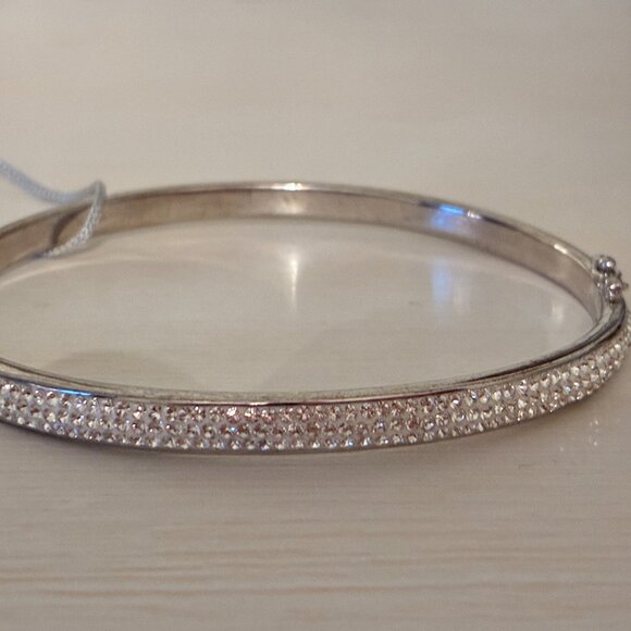 Bracelet made with Swarovski. Elements -White Rhodium Plated Bracelet - NWT - Picture 11 of 11